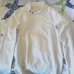 Under Armour Fitted Coldgear Boys White XL Shirt, Rarely or Never Worn